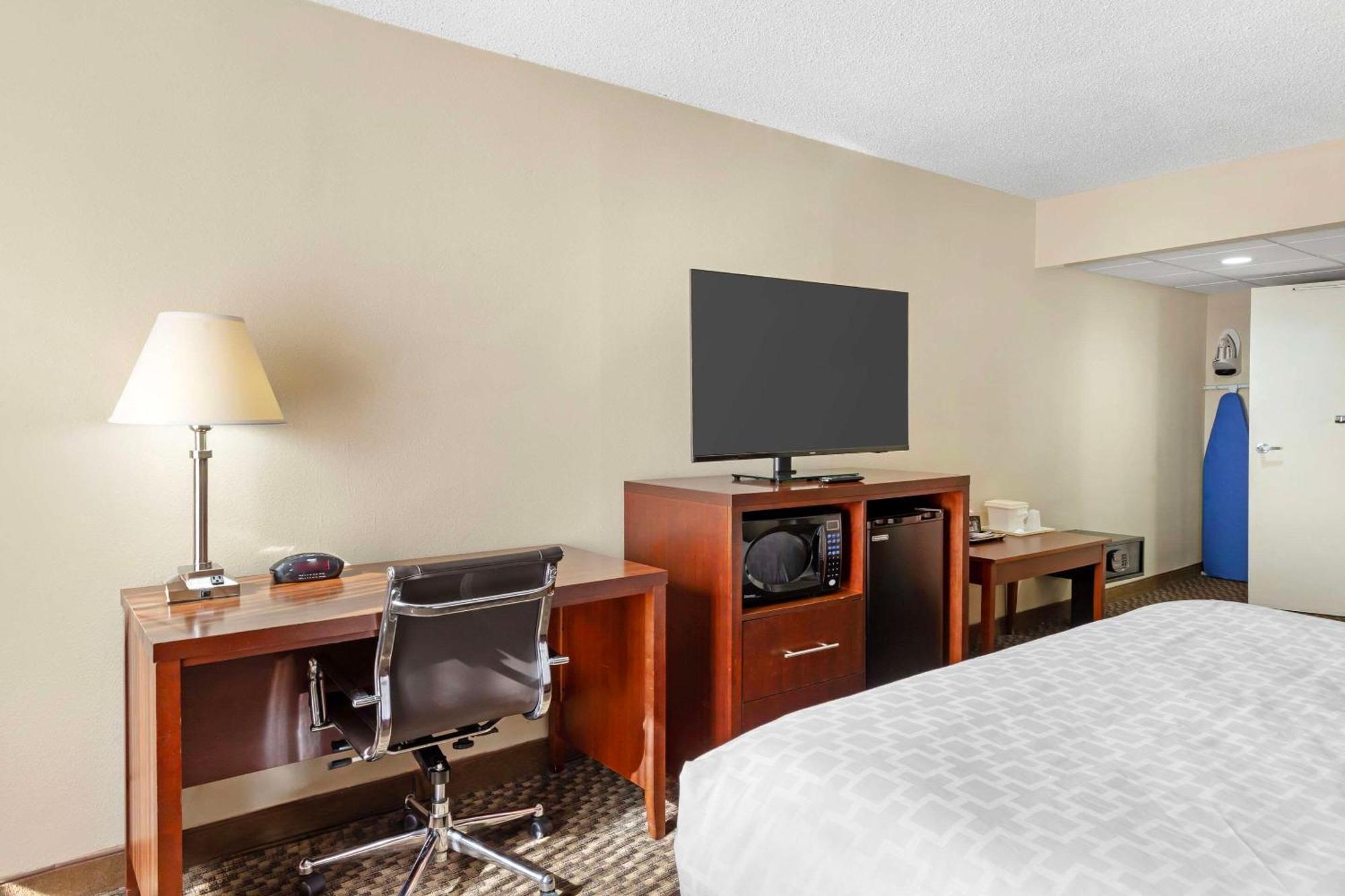 Comfort Inn Research Triangle Park Durham Exterior foto
