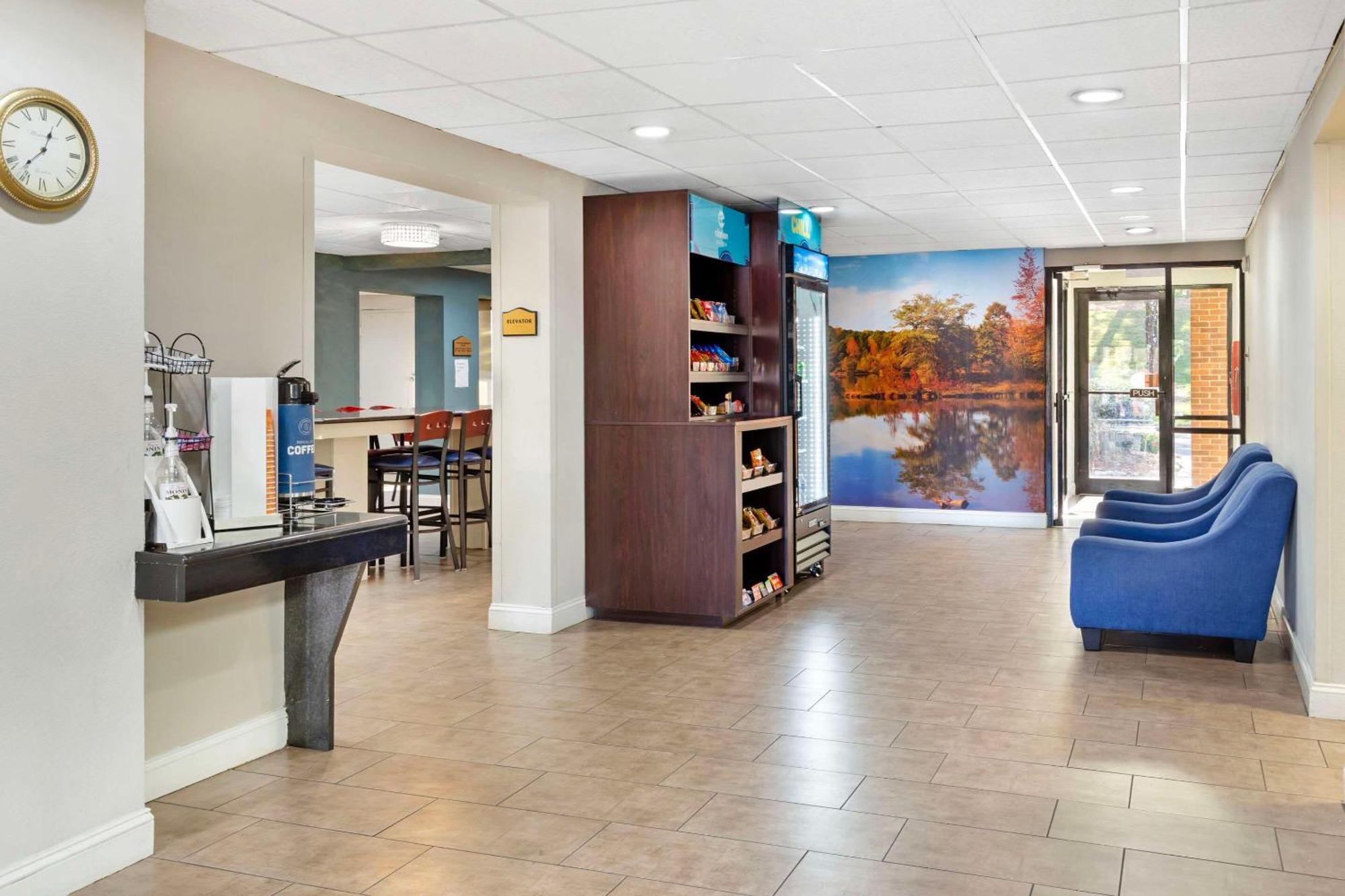 Comfort Inn Research Triangle Park Durham Exterior foto